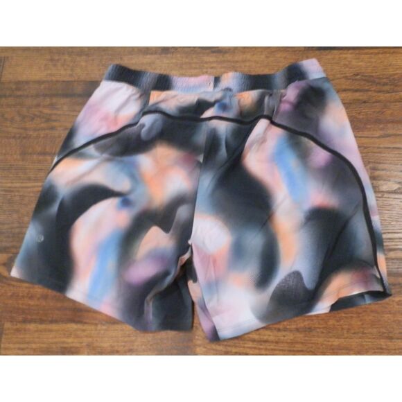 Lululemon Athletica Black Multicolor Shorts Men's Size XL - Picture 2 of 2